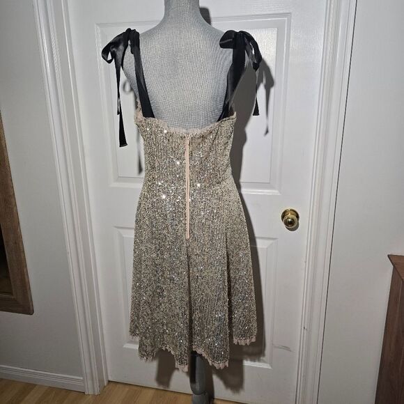 GAL MEETS GLAM Diana sequin cocktail dress - Picture 6 of 7